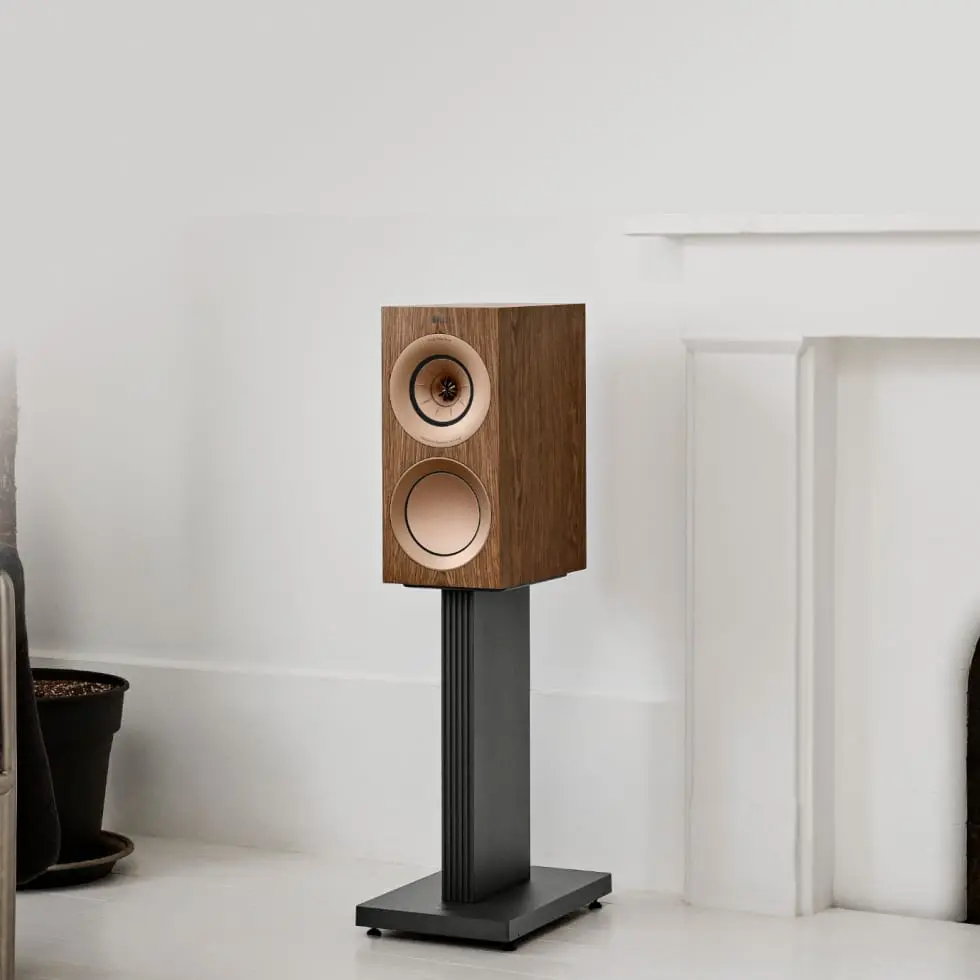 KEF S3 mit R3 in Wallnuss