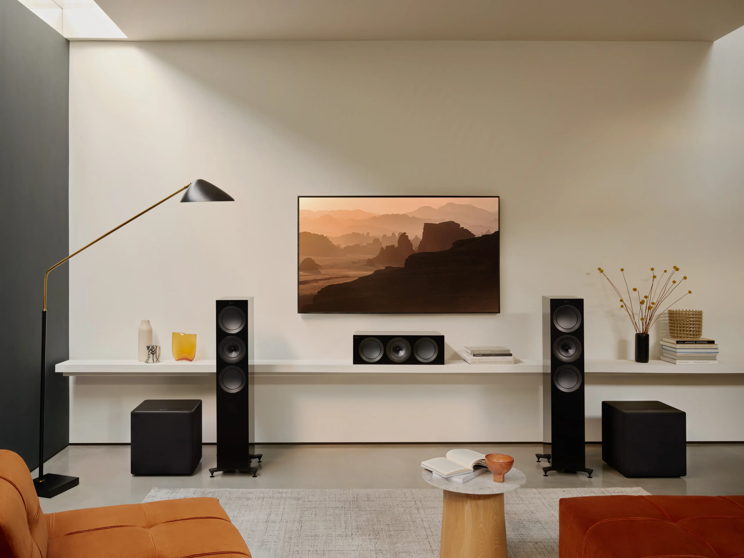 KEF Kube 12 MIE Subwoofer mit R6 und R7